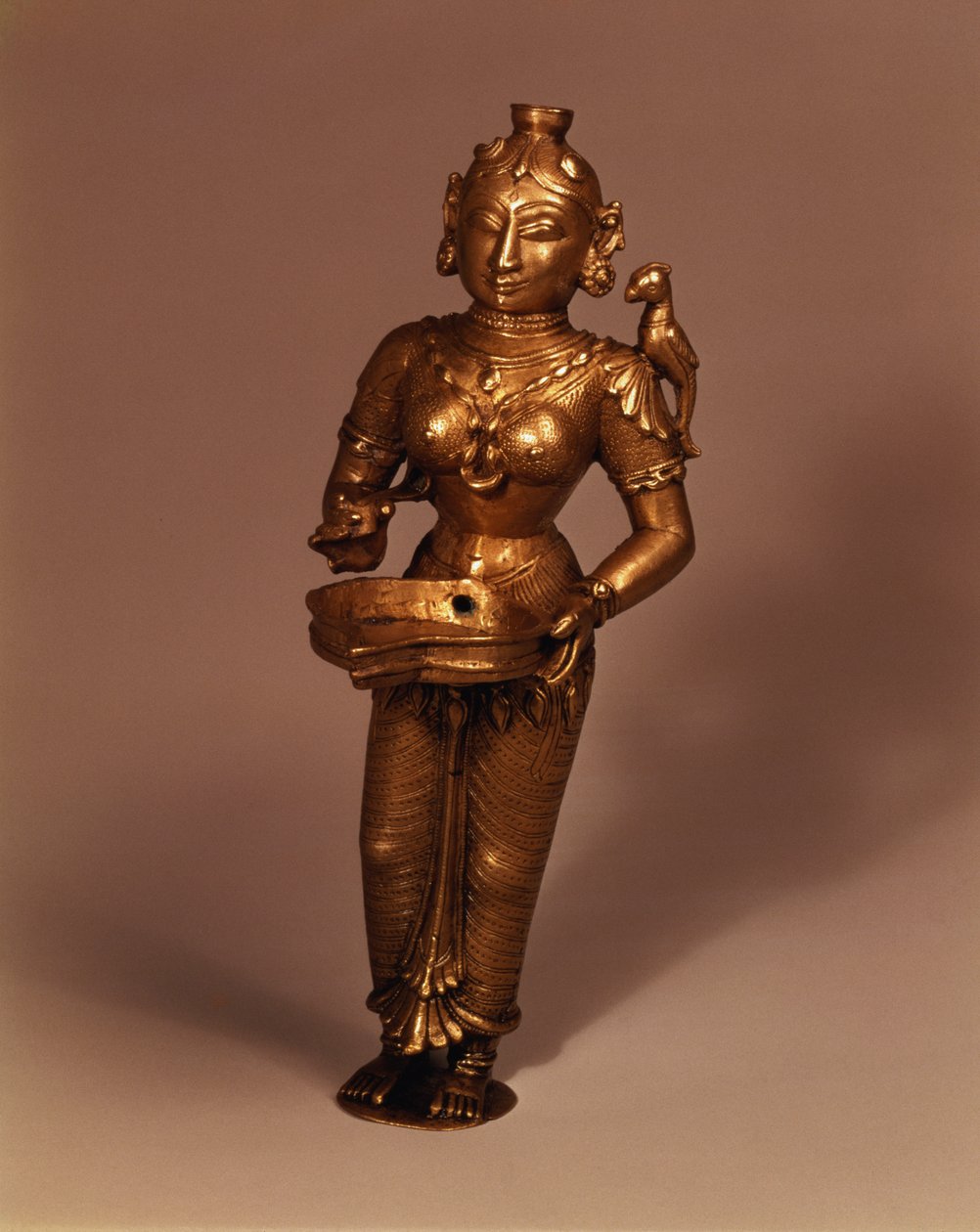 Fortune Tanrıçası şeklinde lamba, Güney Hindistan, 19. yüzyılın başlarında (pirinç) by Indian School