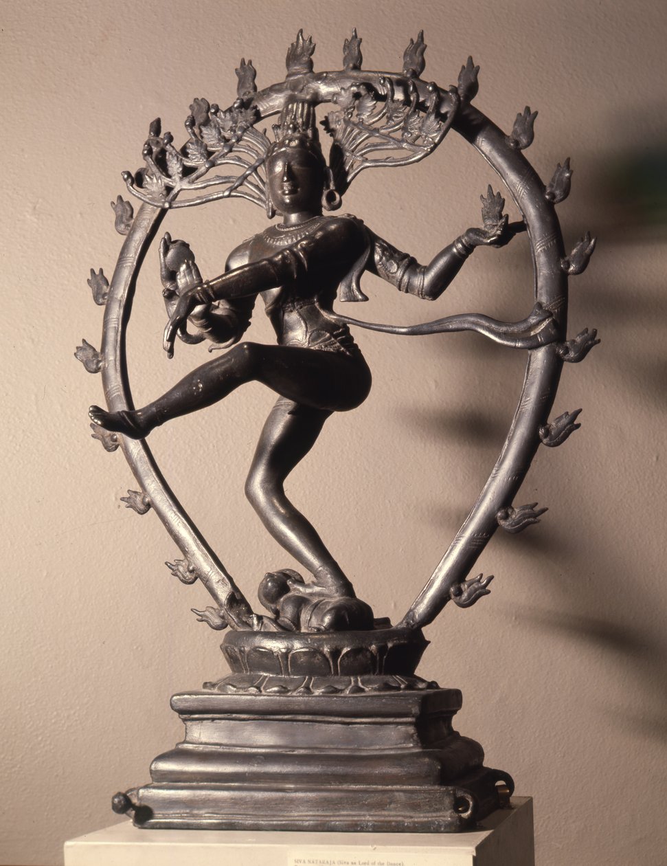 Dansın Efendisi olarak Shiva Nataraja, c.846 (bronz) by Indian School