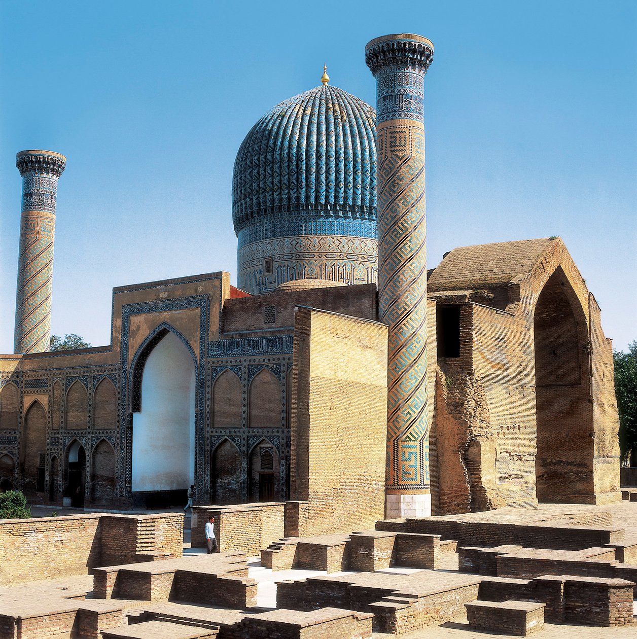 Gur-i-Amir Mozolesi ve Tamerlan Türbesi, Semerkant, Özbekistan by Islamic School