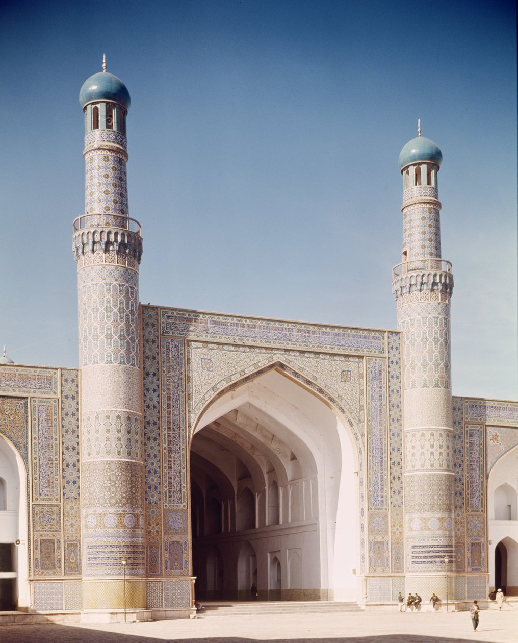 1200 yılında kurulan Mescid-i Jami veya Cuma Camii, 1498