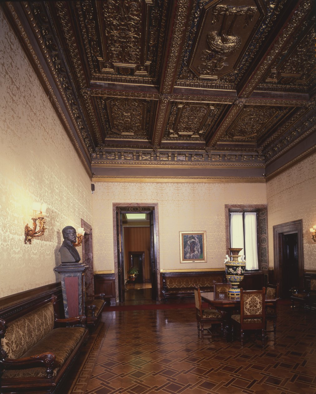salon Bölgesi by Italian School