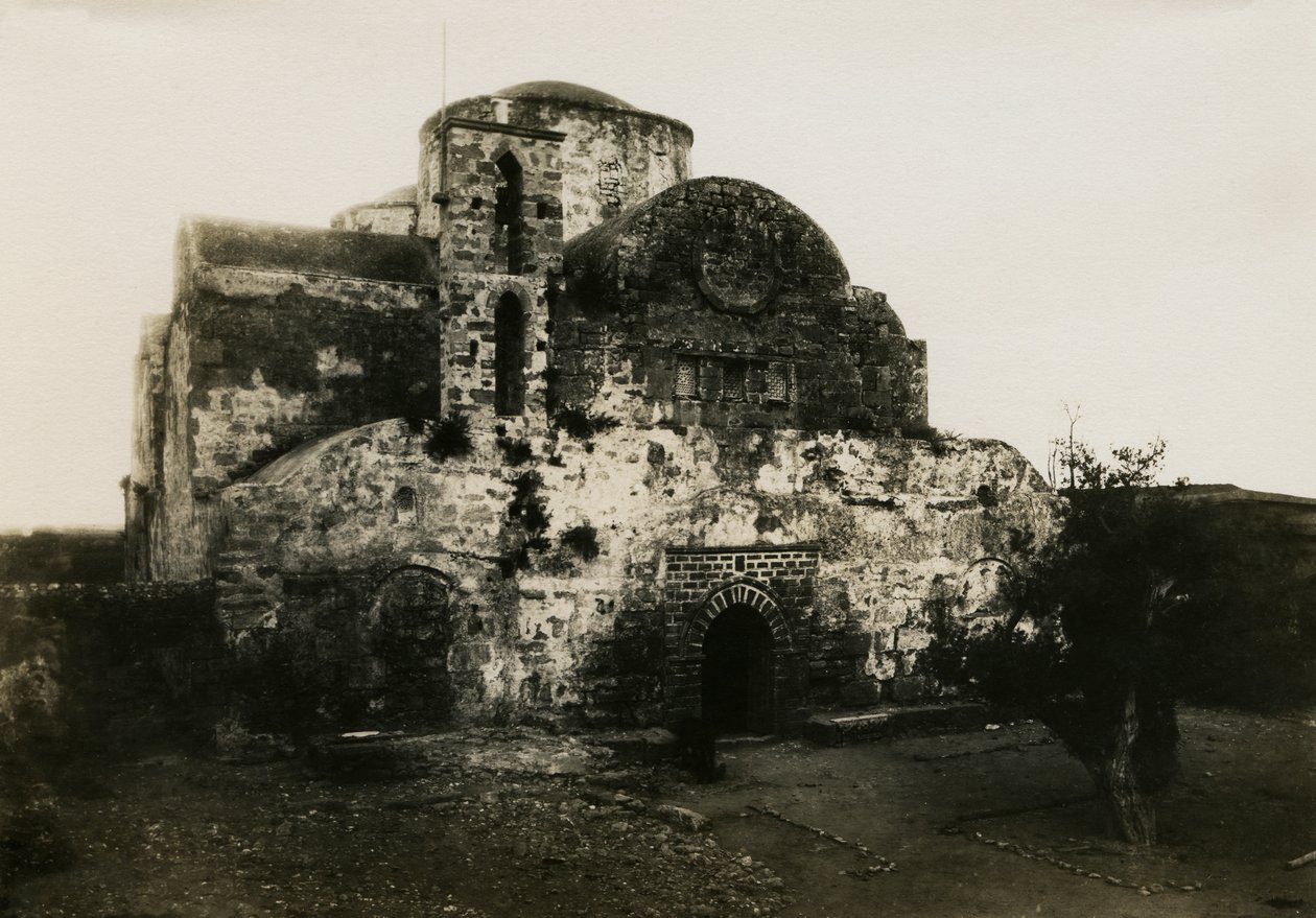 Agios Varnavas Manastırı, Engomi, Kıbrıs, fotoğraf Camille Enlart, Paris by Italian Photographer