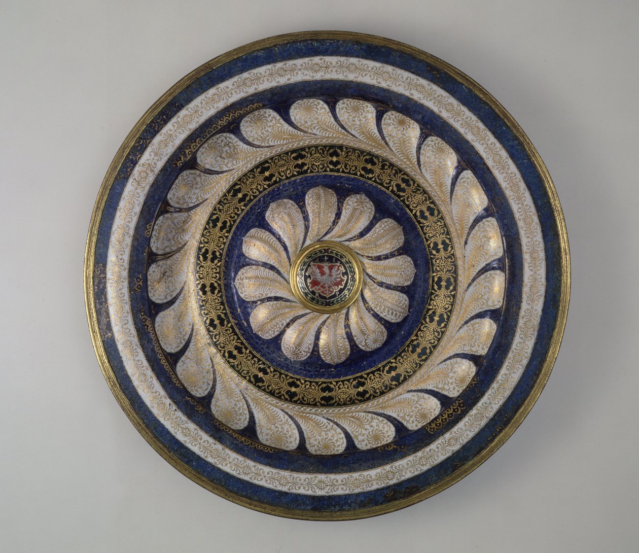 Anne Jagiellons kase (bakır, emaye ve altın varak) by Italian School