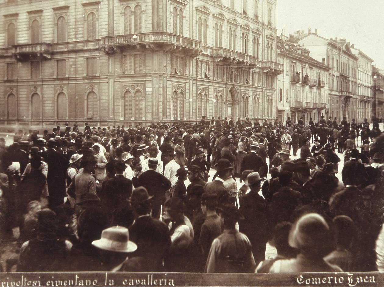Vatandaşlar, 6-9 Mayıs 1898 Milano isyanları sırasında General Bava Beccaris