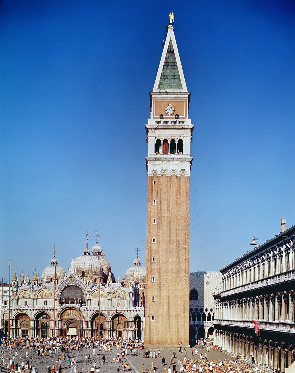Campanile ve bazilika di San Marco
