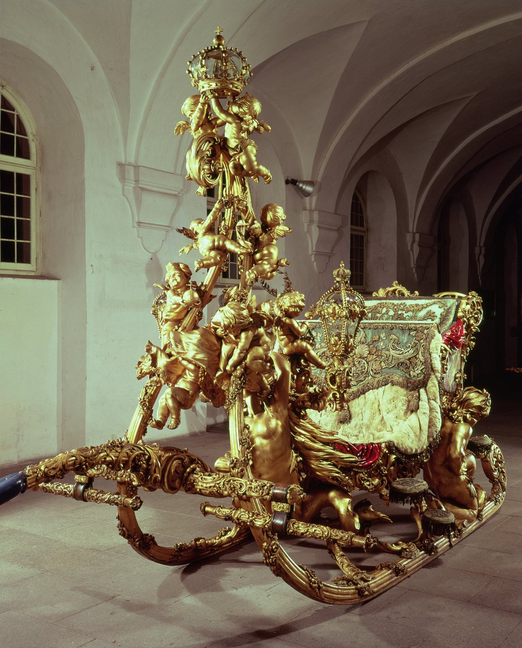 State sleigh of Ludwig II (1845-86) built 1872-80 (gilded carved wood) by J.M. Mayer