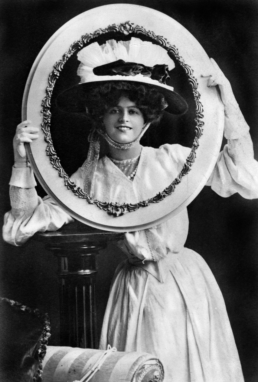 Marie Studholme 1875-1930, İngiliz aktris, 1904. by J. Beagles and Co.