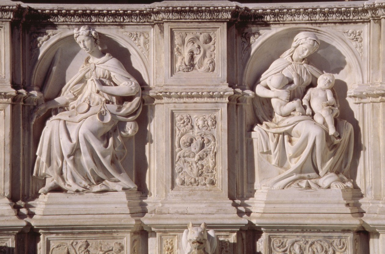 Fonte Gaia (mermer) (detay) by Jacopo della Quercia