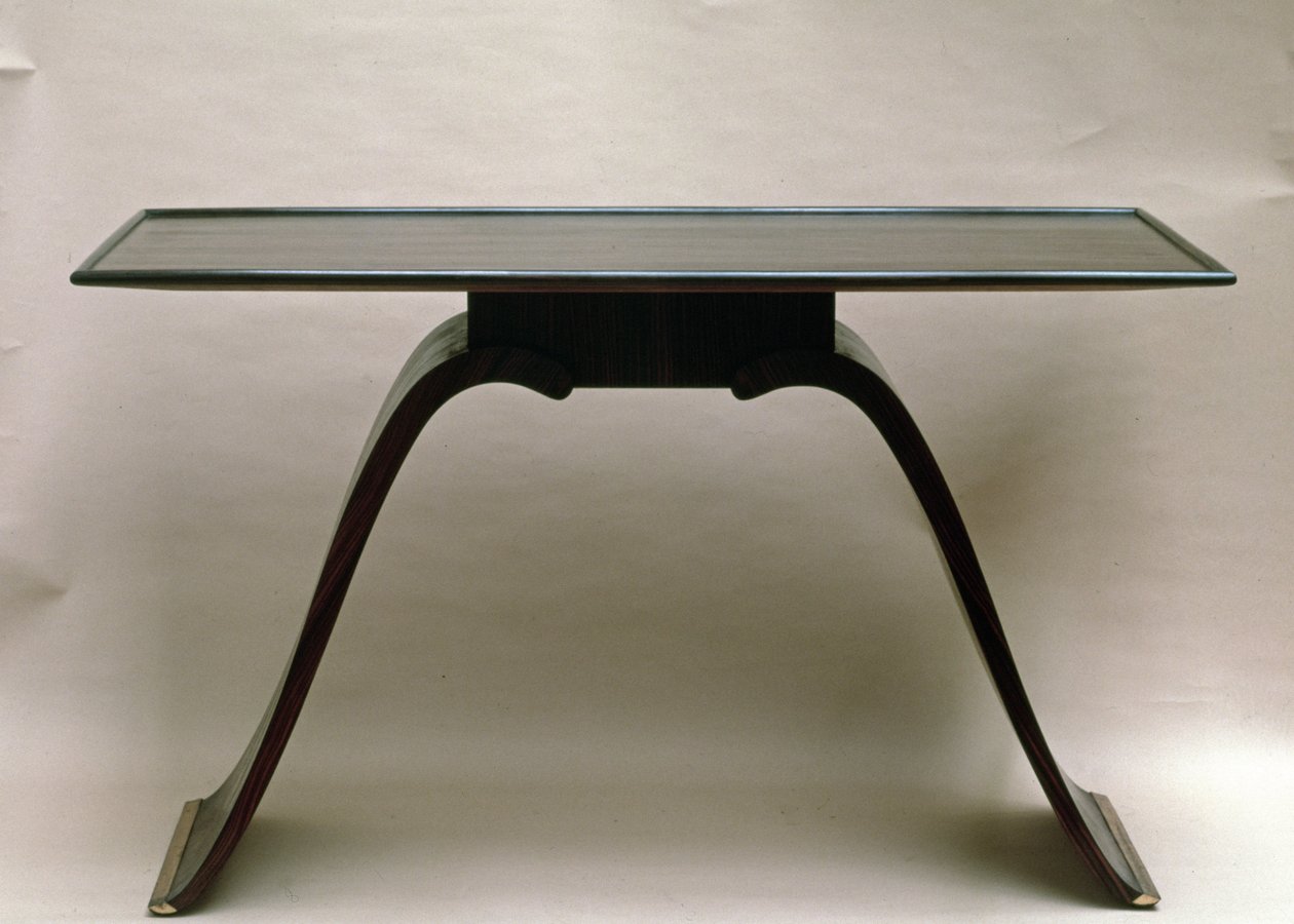 Macassin abanoz masa, pirinç bağlı ayaklı, Emile Jacques Ruhlmann, 1930-32 dolayları by Jacques Emile Ruhlmann
