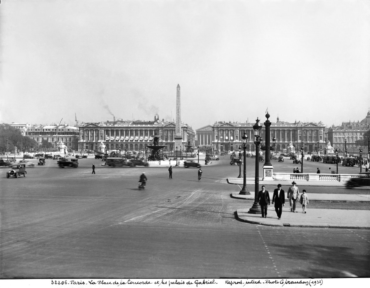 1757'de tasarlanan Place de la Concorde by Jacques Ange Gabriel