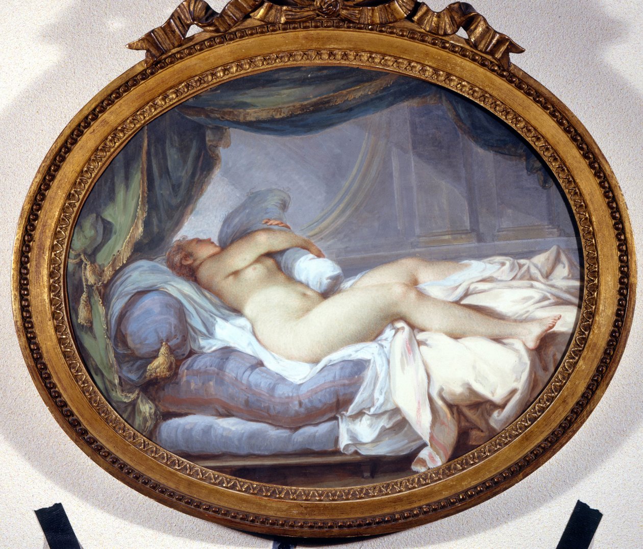 Bir minderi sıkan kadın. Jacques Charlier by Jacques Charlier