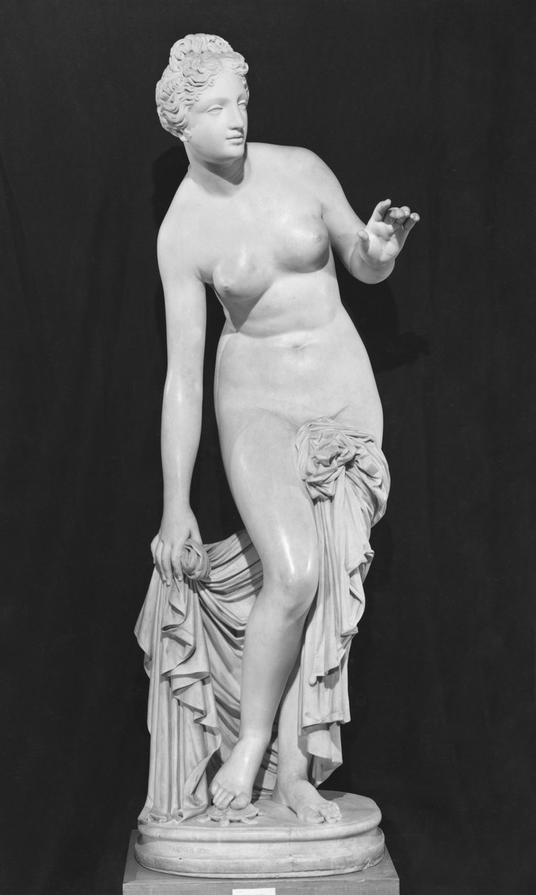 Venüs olarak da bilinen Venüs, banyosunda şaşırttı, 1829 (mermer) by James Pradier