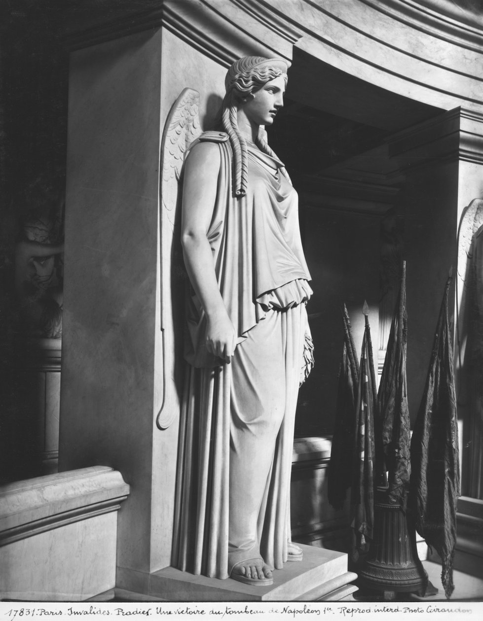Kanatlı zafer, Eglise Saint-Louis des Invalides mahzeni, 1843-1853 (mermer) by James Pradier