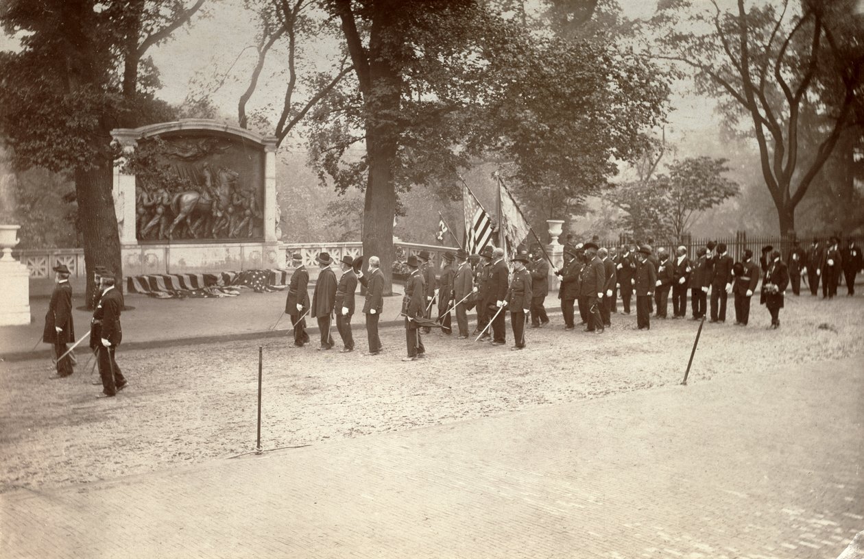 Anıtın Robert Gould Shaw ve Elli Dördüncü Massachusetts Alayı