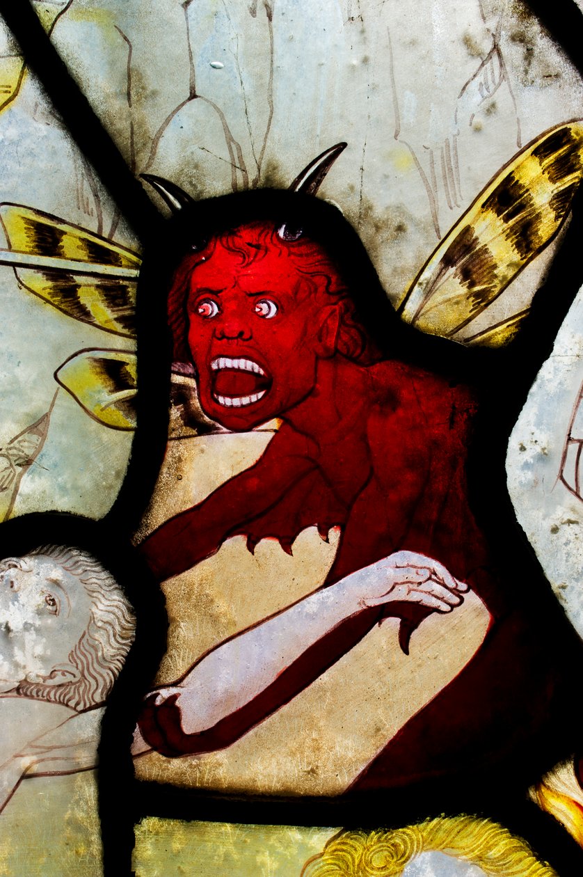 Şeytan, vitray, St Mary Magdalene Kilisesi, Rowington Close, Paddington, Londra, c2012 by James O Davies