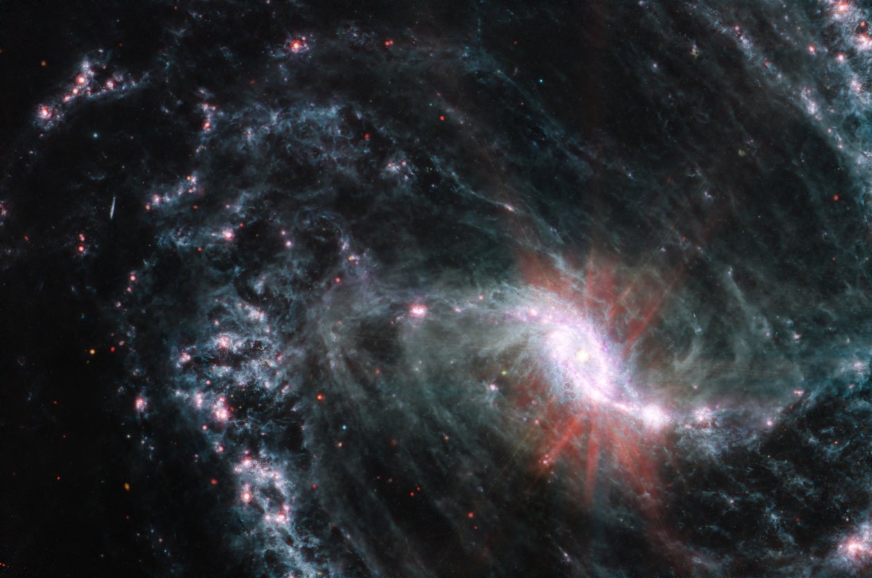 NGC 1365 (MIRI Görüntüsü) by James Webb Space Telescope (NASA)