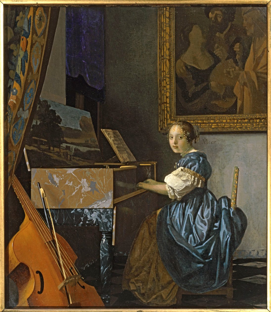 Bakirenin yanında oturan genç bir kadın ... (tuval üzerine resim) by Jan (1632-75) Vermeer