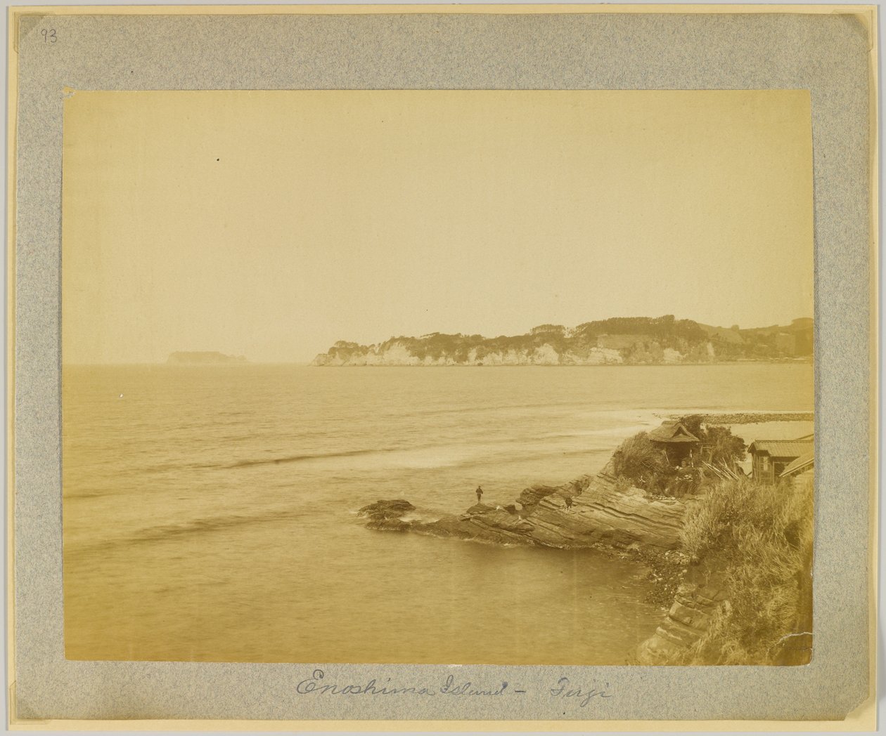 Enoshima Adası, Fuji, Japonya (s/b fotoğraf) by Japanese Photographer