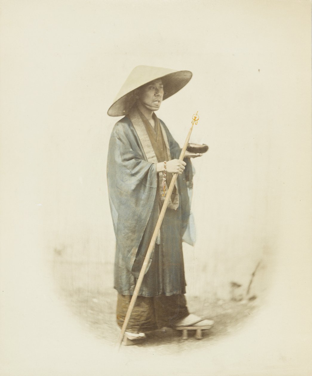 Geleneksel giysili Japon adam (el boyaması s/b fotoğraf) by Japanese Photographer