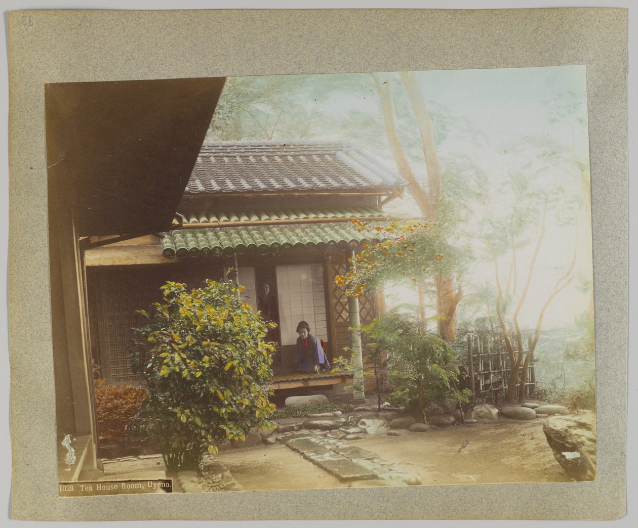 Çay Evi, Uyeno, Tokyo, Japonya (el boyaması s/b fotoğraf) by Japanese Photographer