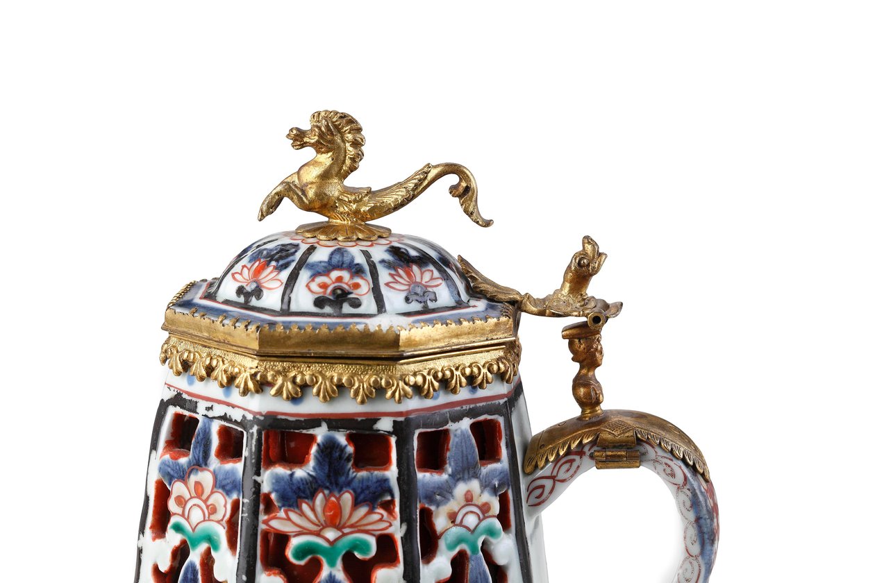 Nadir Bir Şık Montajlı Imari Cezve ve Kapak (seramik) by Japanese School
