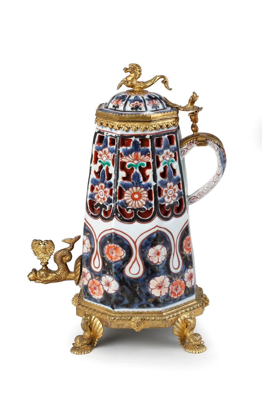 Nadir Bir Şık Montajlı Imari Cezve ve Kapak (seramik) by Japanese School