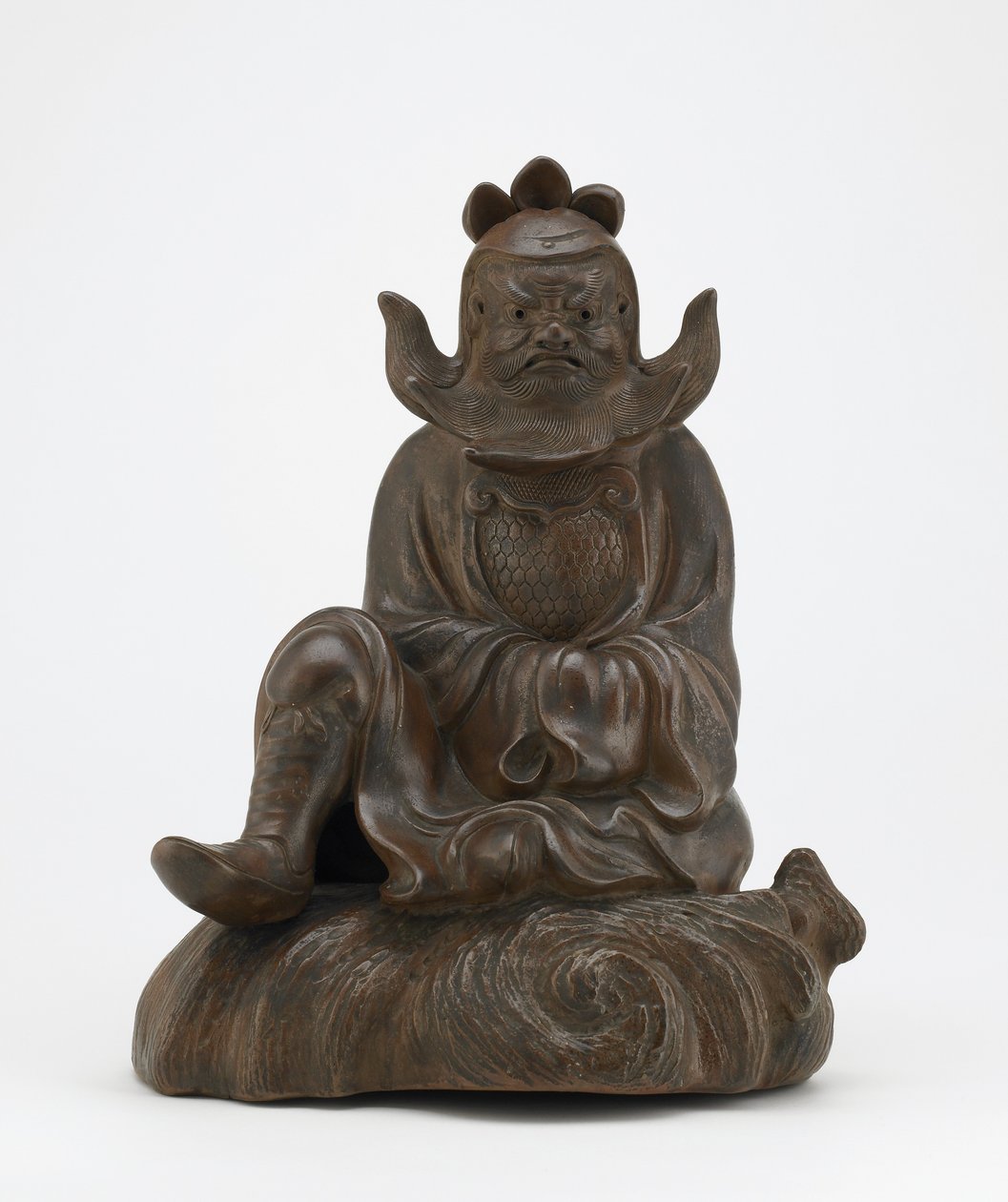 Shoki, iblis avcısı, bir kayanın üzerine oturmuş figürü, Imbe, Okayama ili, Edo dönemi veya Meiji dönemi (seramik) by Japanese School