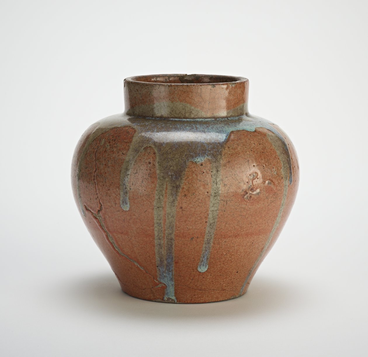 Kavanoz, muhtemelen Seto malı, 18.-19. yüzyıl sonları (feldspatik ve pirinç-saman-kül sırlı keramik) by Japanese School
