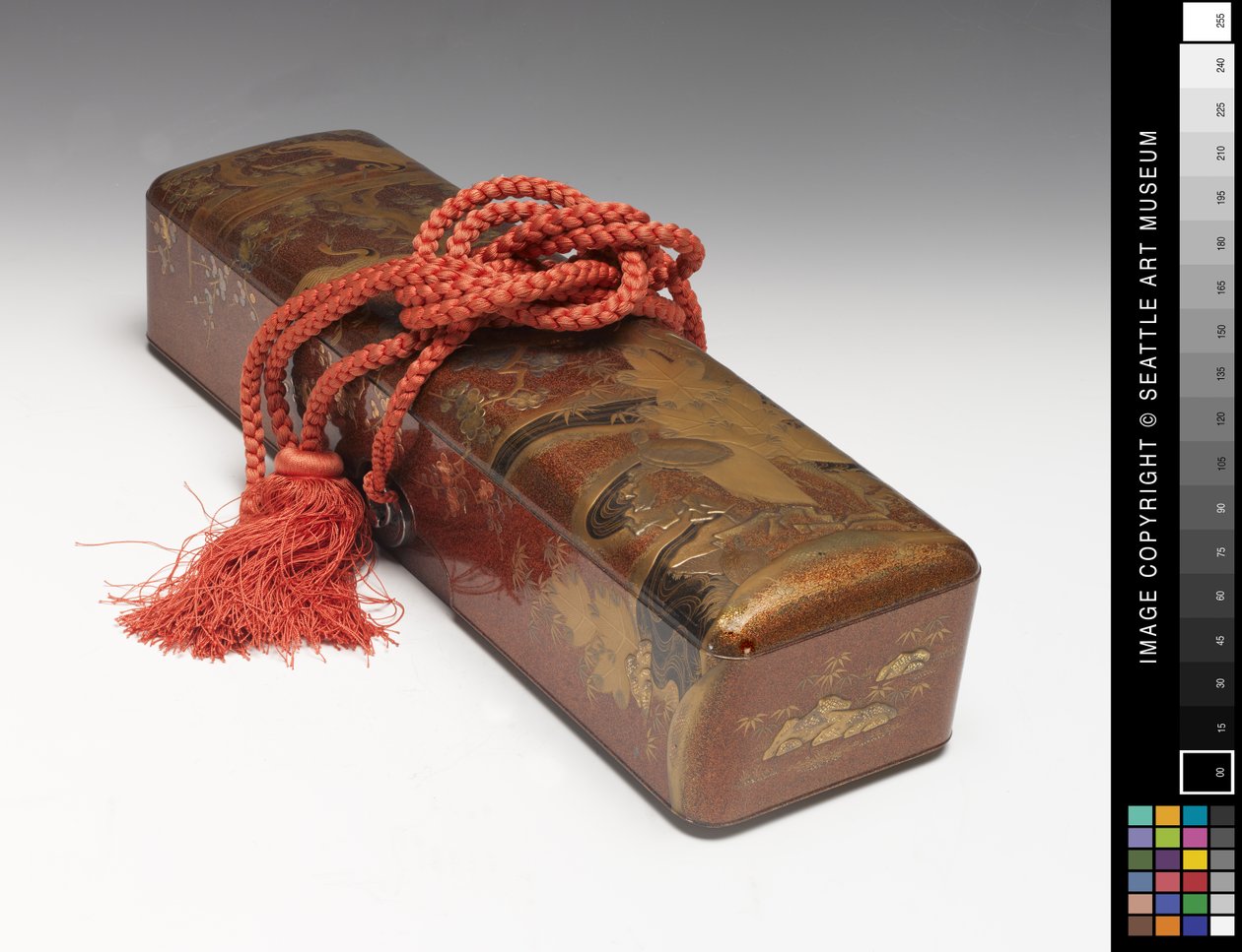 Uzun Daimyo Kutusu (Altın vernik ve bakır) by Japanese School