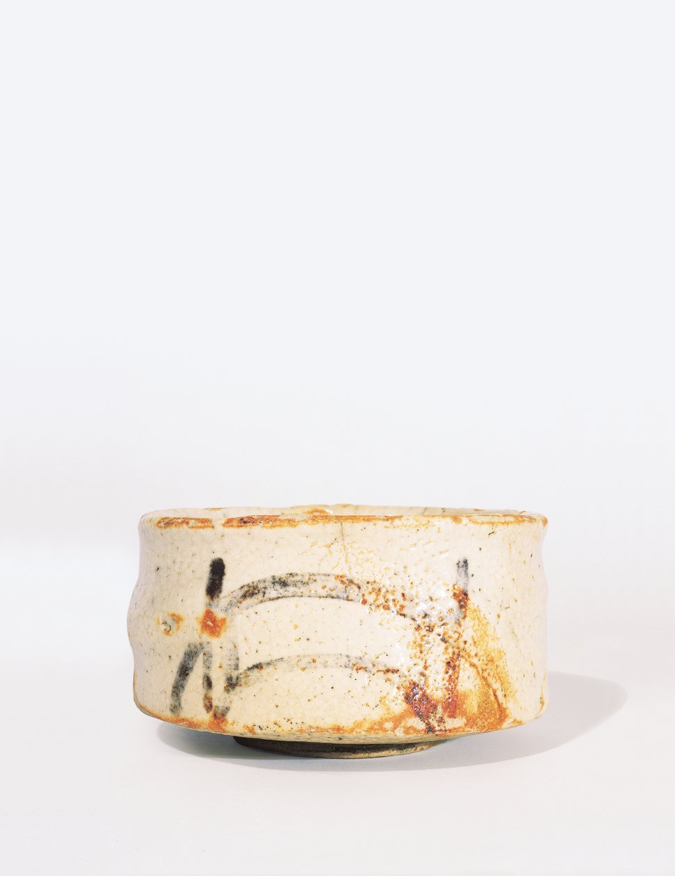 Alçak tabanlı Shino Chawan çay kasesi, Momoyama Dönemi (sırlı taş eşya) by Japanese School