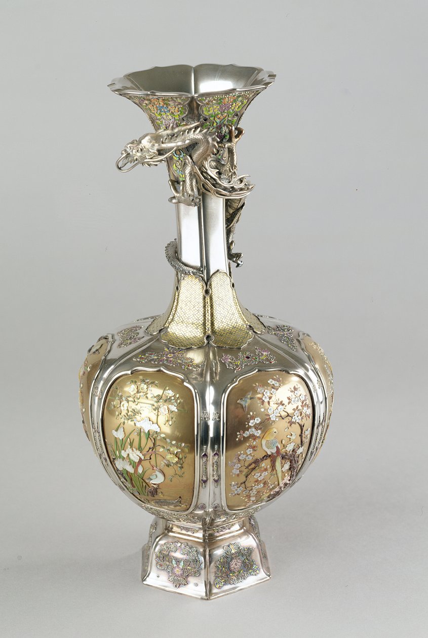 Gümüş, yaldızlı ve emaye shibayama vazo, 19. yüzyıl sonu (metal işçiliği) by Japanese School