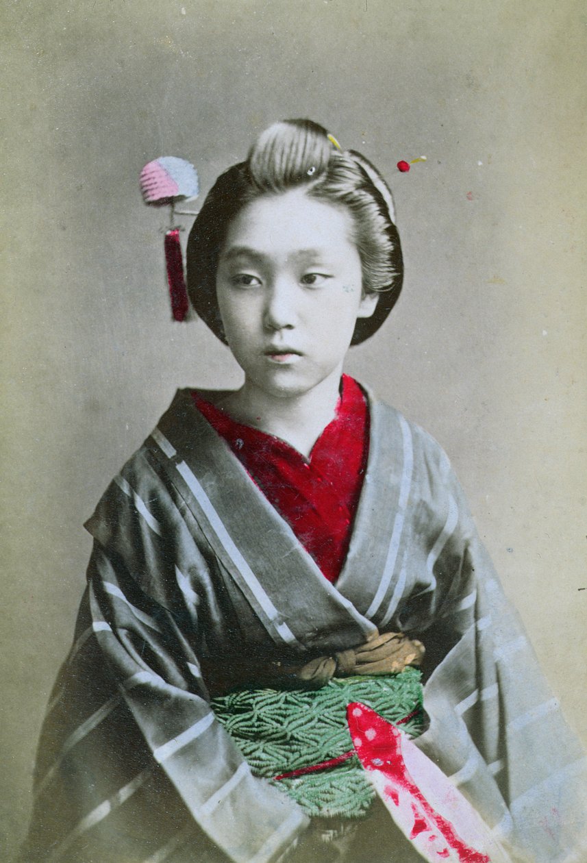 Kimonolu Genç Kız, 1860-70 dolayları (el renkli fotoğraf) by Japanese School