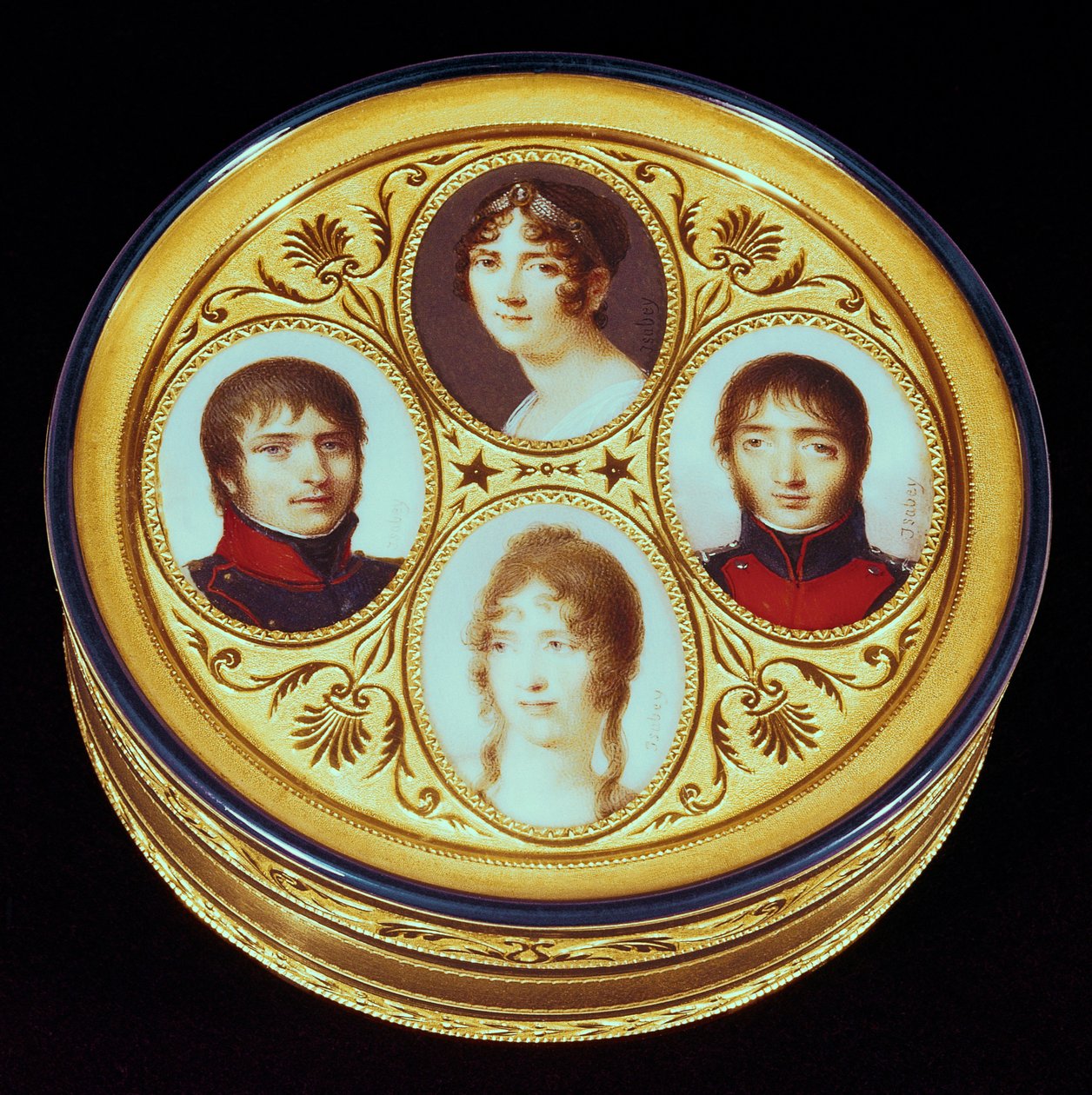 Eugene (1781-1824) Hortense (1783-1837) ve Josephine Beauharnais (1763-1814) ve Louis Bonaparte (1778-1846) portreleriyle Bonbonniere (altın, fildişi ve emaye) by Jean Baptiste Isabey