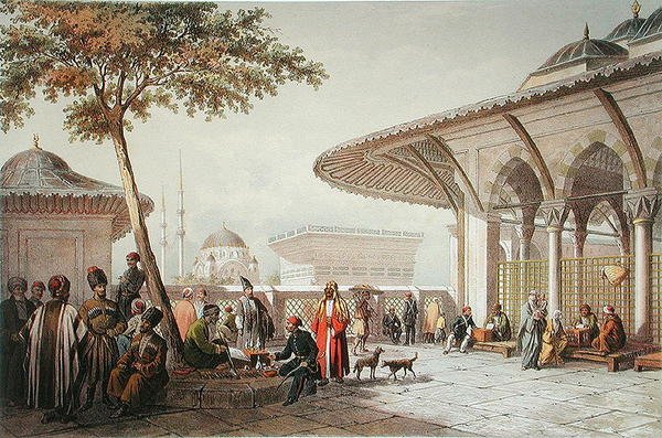 Top-Hani Camii Avlusu İçi, 