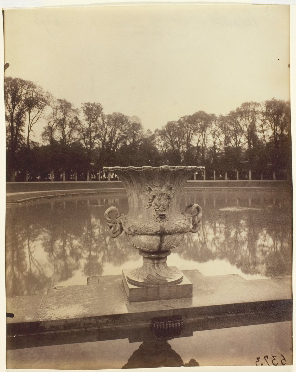  by Jean Eugène Auguste Atget