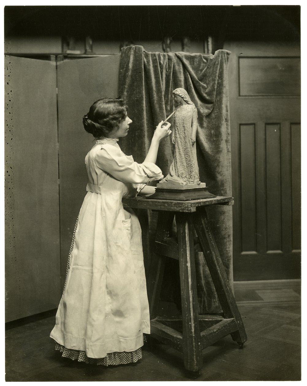 Bessie Potter Vonnoh, c.1905-40 (jelatin gümüşü fotoğraf) by Jessie Tarbox Beals