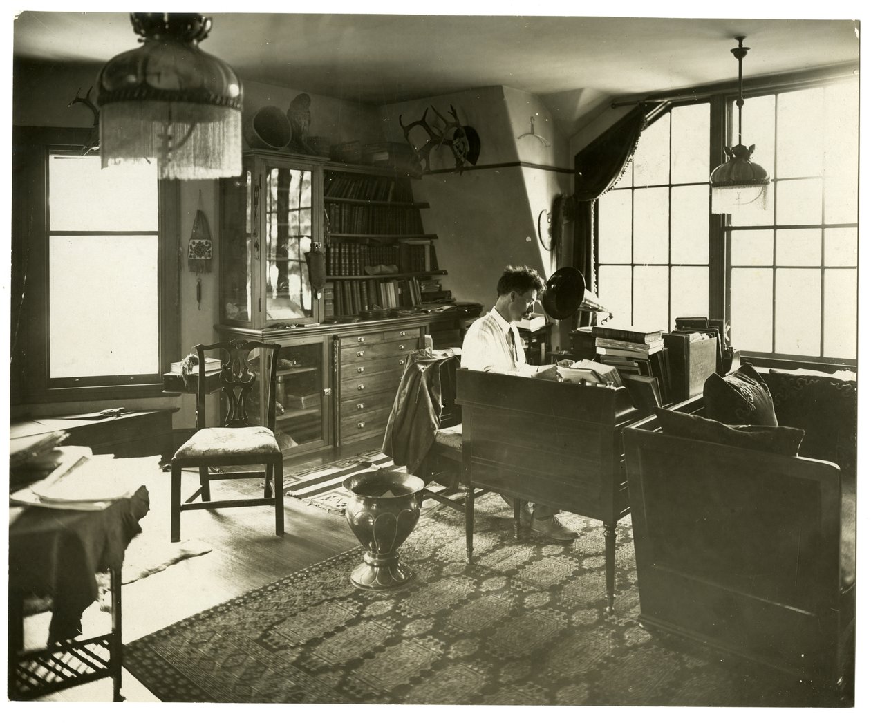 Ernest Thompson Seton, c.1918 (jelatin gümüşü fotoğraf) by Jessie Tarbox Beals