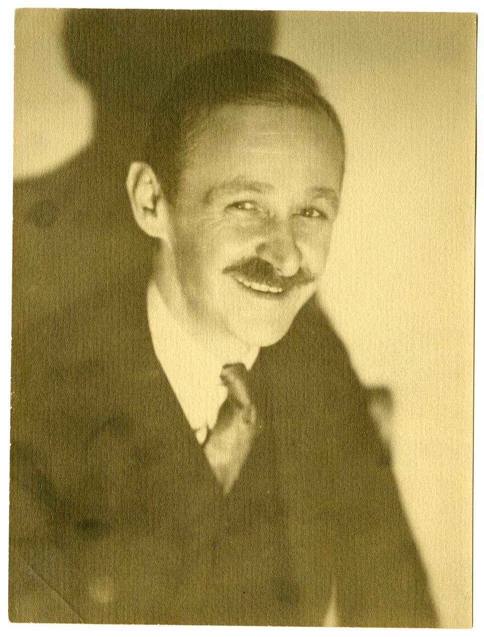 Fontaine Fox, karikatürist, "Toonesville Trolly", c.1911-28 (jelatin gümüşü fotoğraf) by Jessie Tarbox Beals