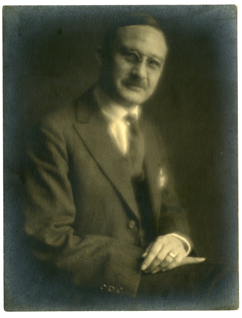 Hill Tolerton, c.1905-20 (jelatin gümüşü fotoğraf) by Jessie Tarbox Beals