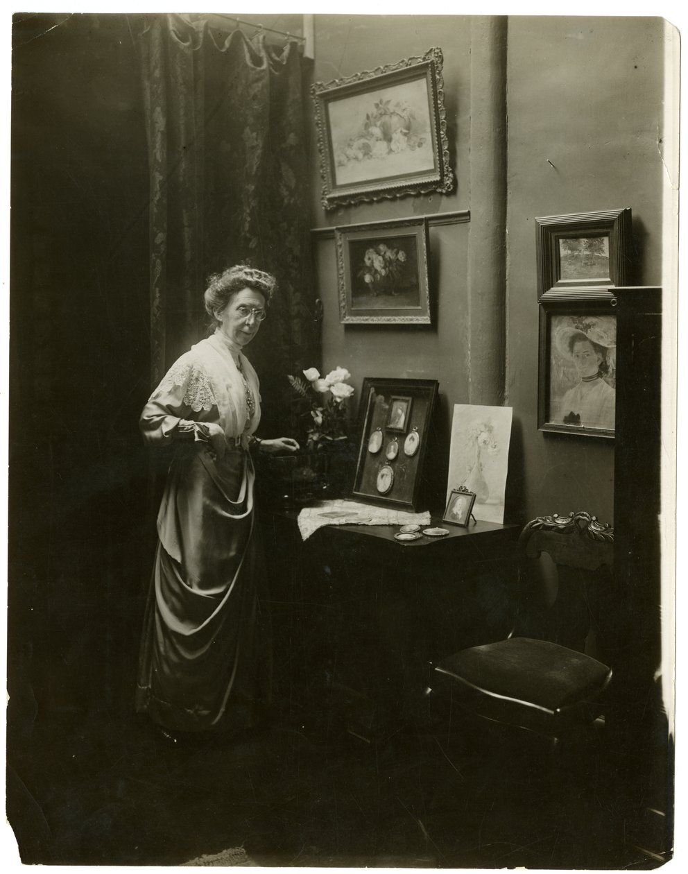 Bayan Wilmut, c.1905-18 (jelatin gümüşü fotoğraf) by Jessie Tarbox Beals