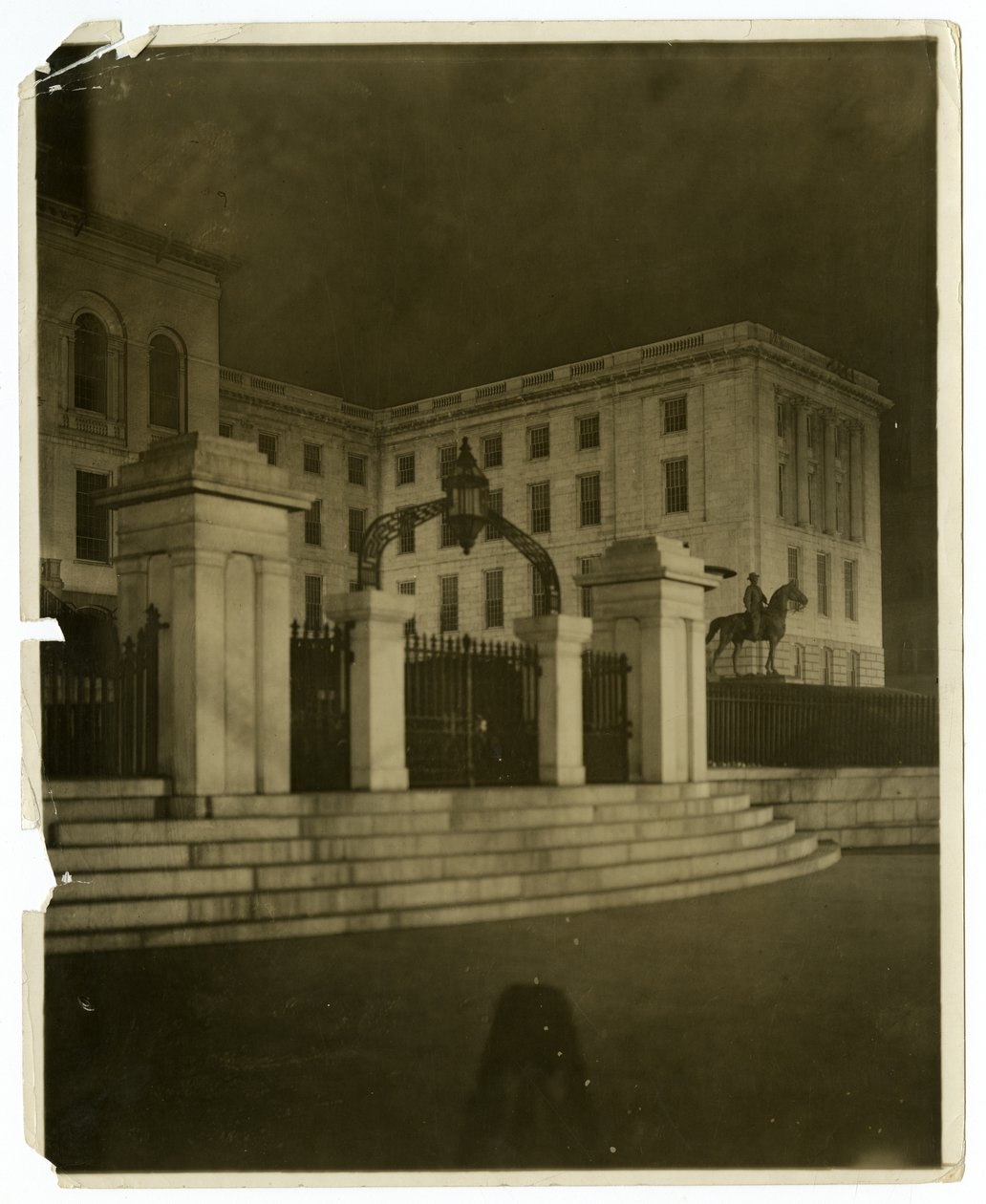 State House, Boston, ABD, c.1902-10 (jelatin gümüşü fotoğraf) by Jessie Tarbox Beals