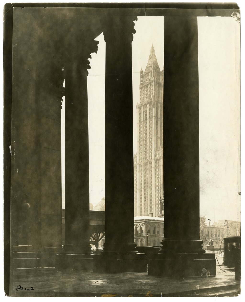 Woolworth B'l'g, beş sent ve on sentle inşa edilmiş yüksek kule, New York, ABD, c.1914-40 (jelatin gümüşü fotoğraf) by Jessie Tarbox Beals