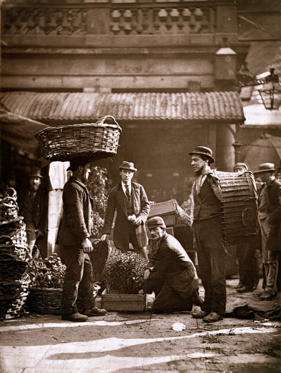 Covent Garden İşçileri (woodburytype) by John Thomson