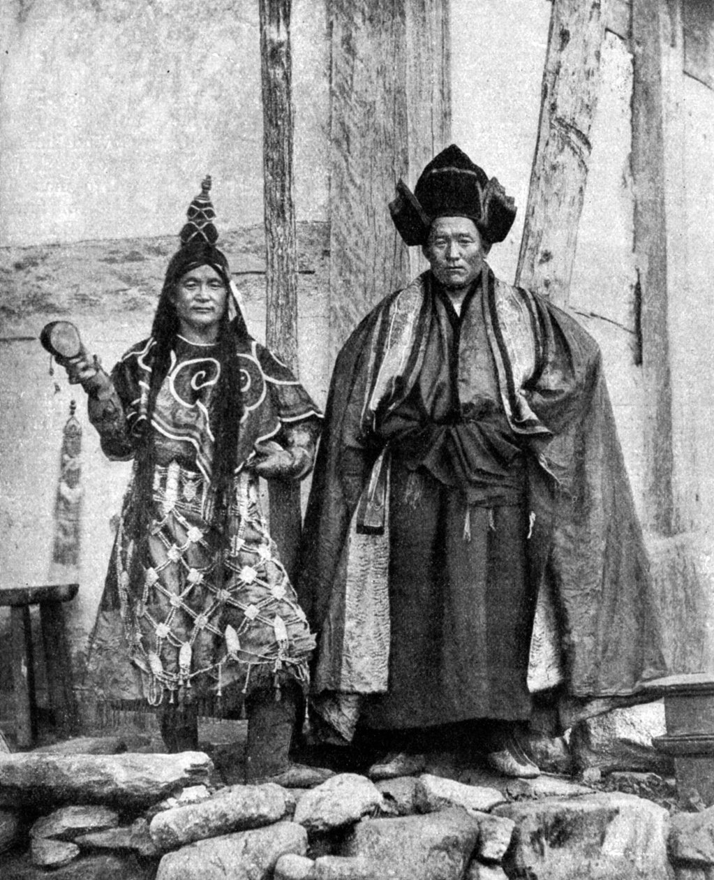 Cüppe giyen Sikkim
