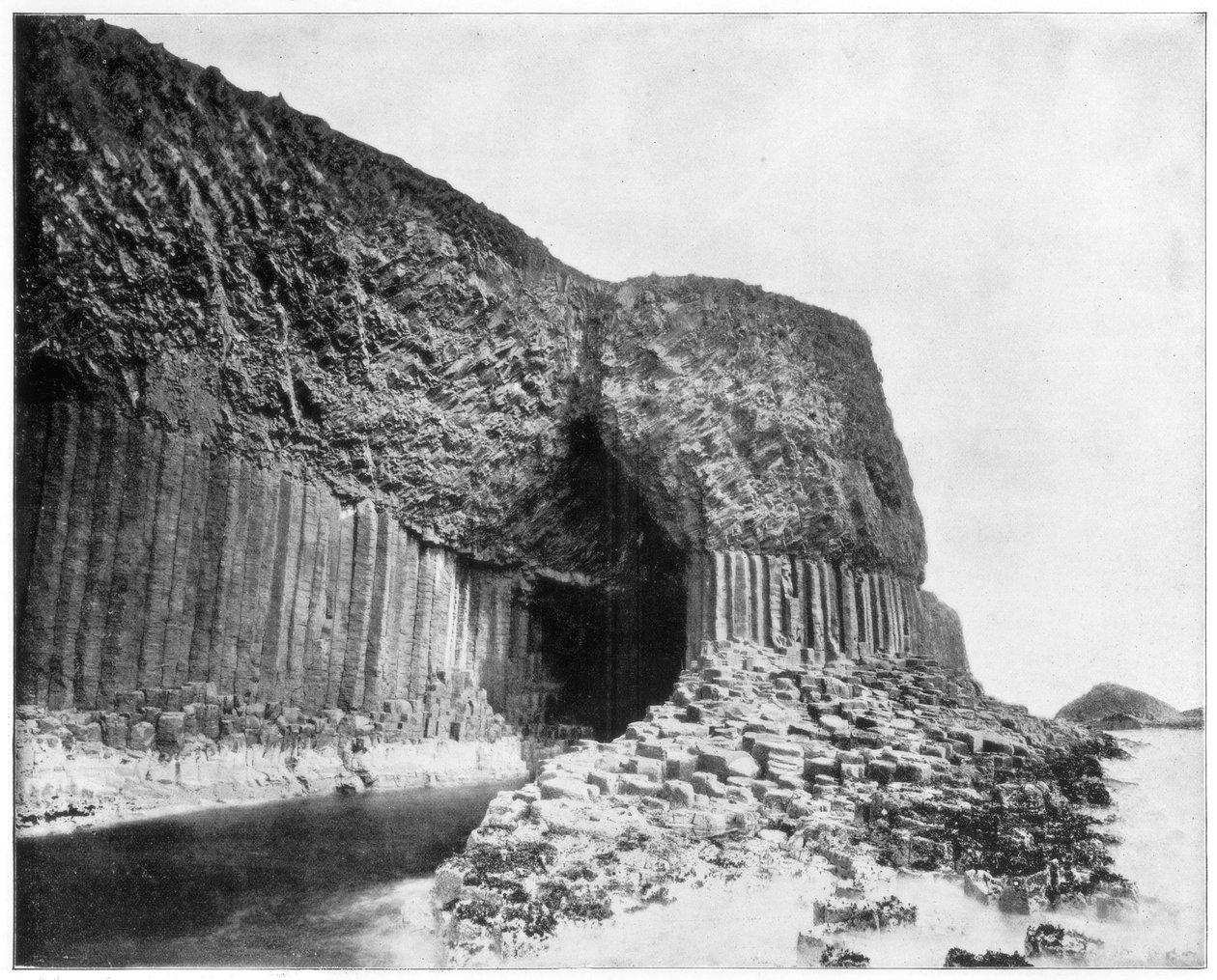 Fingals Mağarası, İskoçya, 19. yüzyılın sonlarında by John L. Stoddard