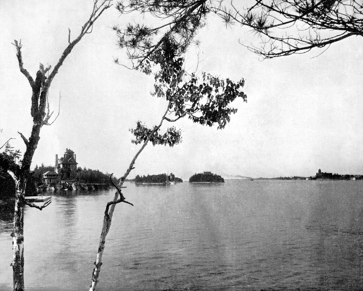 Bin Adalar, St Lawrence Nehri, Kanada, 1893. by John L. Stoddard