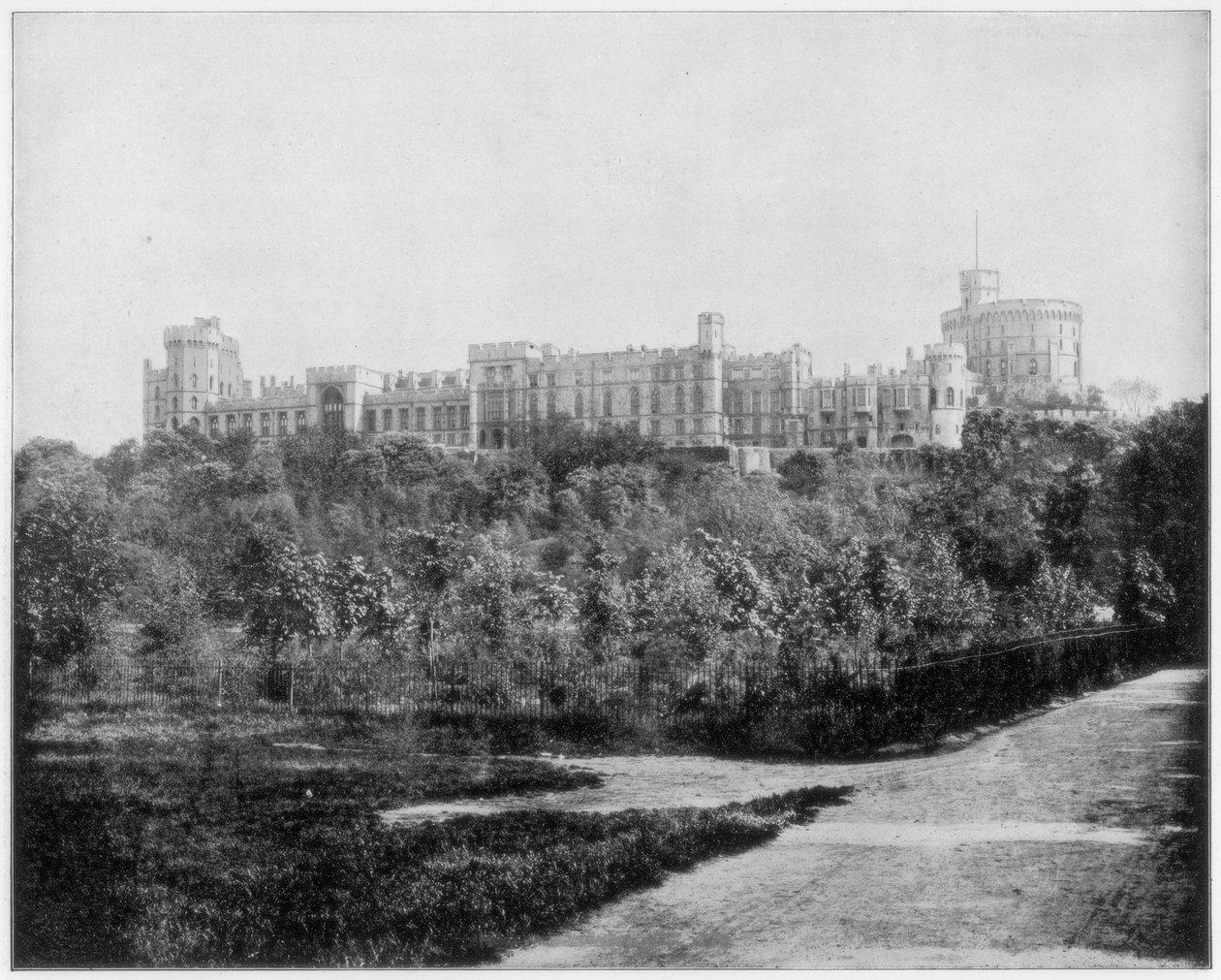 Windsor Kalesi, İngiltere, 19. yüzyılın sonlarında. by John L. Stoddard