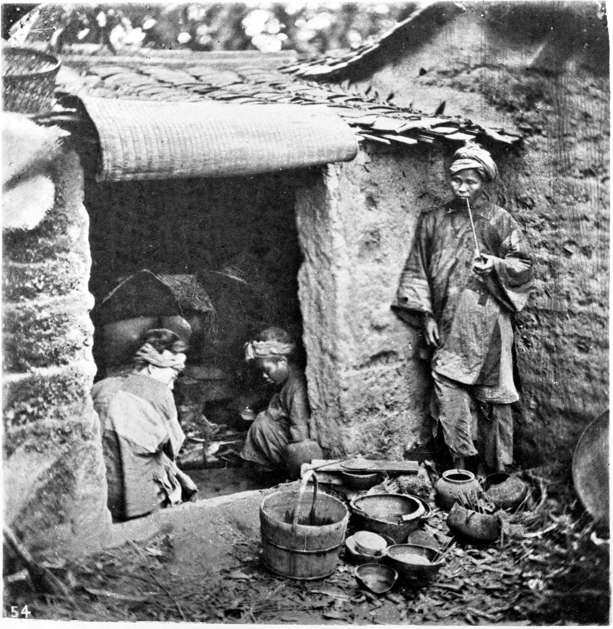 Çin, basit bir aile, 1870 dolayları (fotoğraf) by John Thomson