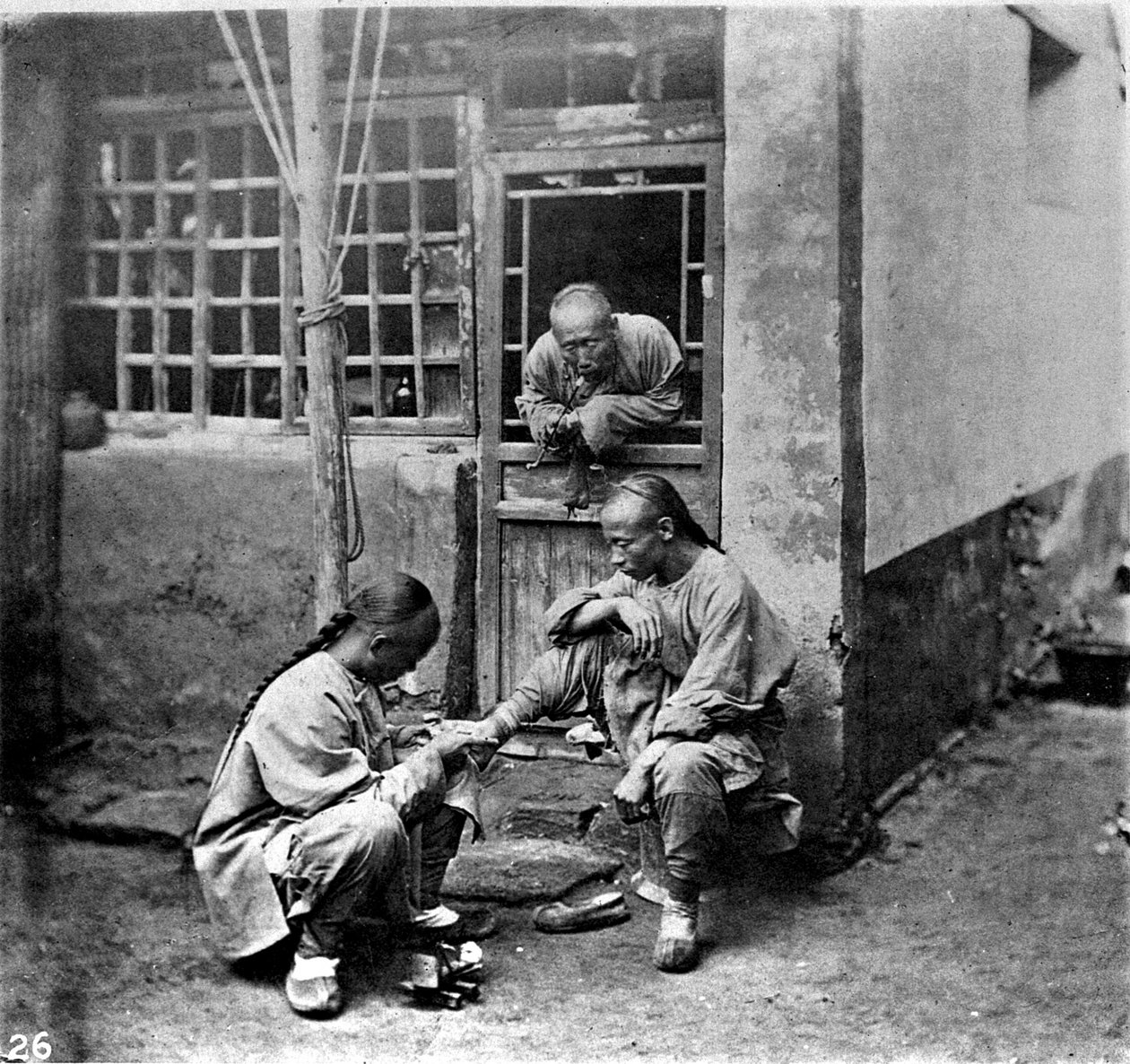 Çin, pedikür, c.1870 (fotoğraf) by John Thomson