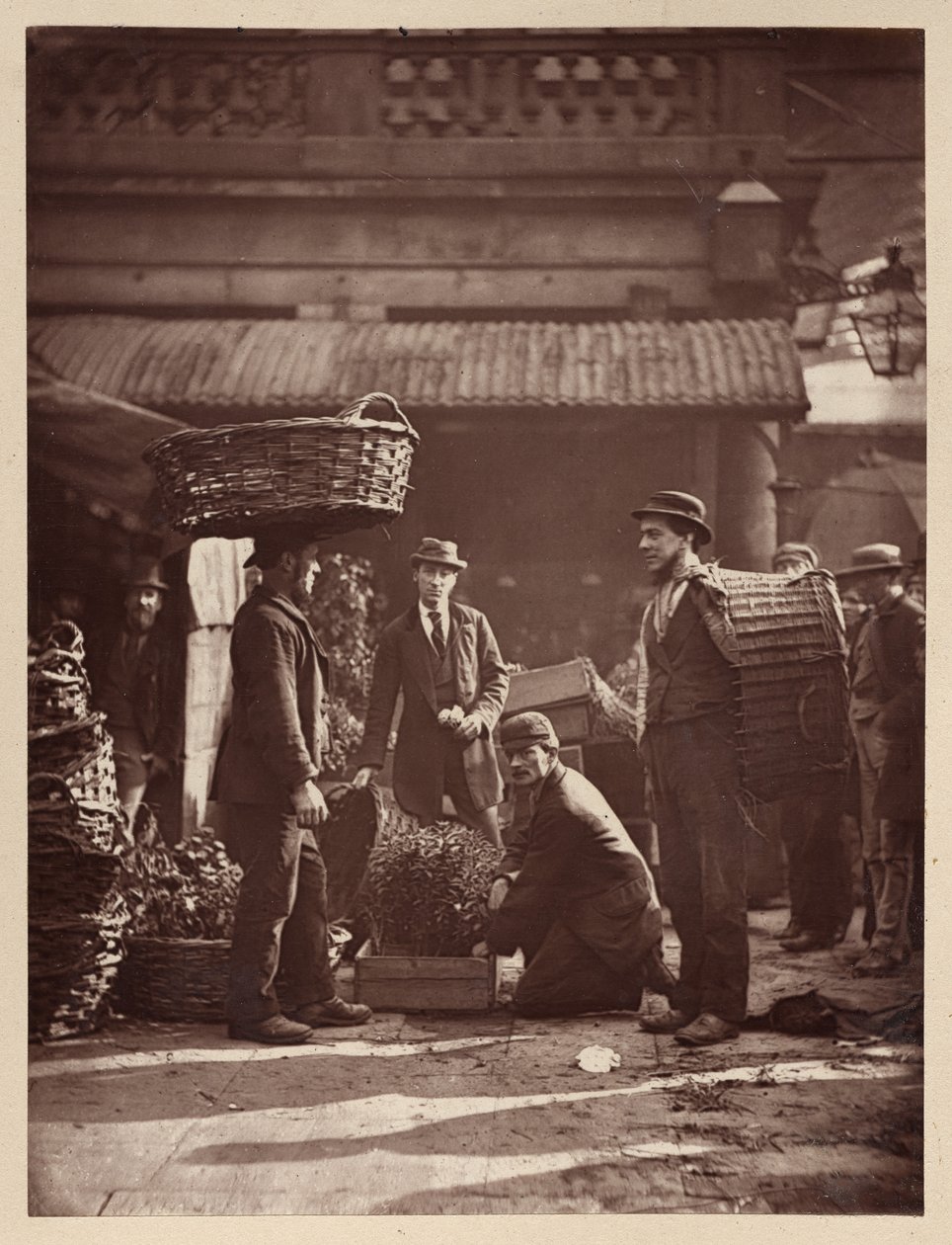 Covent Garden İşçileri by John Thomson